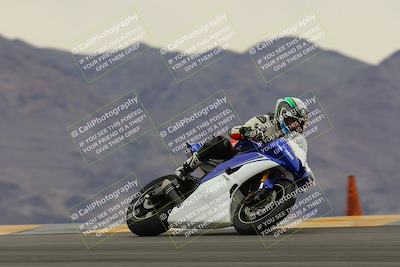 media/Jan-14-2023-SoCal Trackdays (Sat) [[497694156f]]/Turn 9 Set 2 (1130am)/